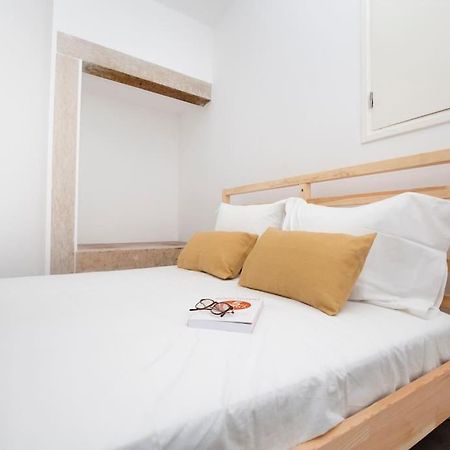 Santa Marta Cozy Apt W/ Ac Lisbon Exterior photo
